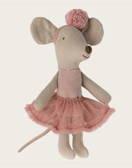 Ratón bailarina hermana pequeña